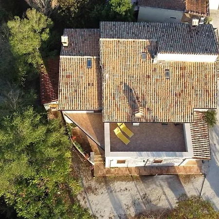 Holiday home Rustic Smirra