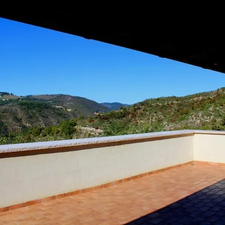 Rustic Holiday home Smirra